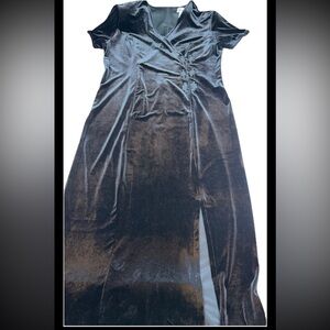 Ultra Dress Black Velvet Gown Short Sleeve V-Neck Wrap Maxi, Size 14 Front Slit